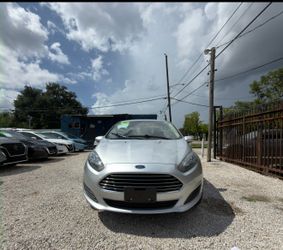 2018 Ford Fiesta SE – Clean Title – Low Miles – Runs Great