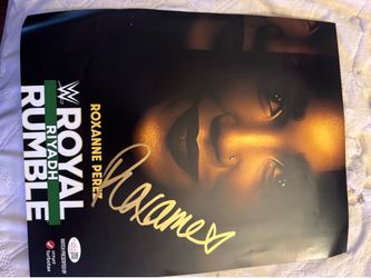 RARE WWE Roxanne Perez autograph