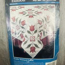 New Bucilla Tulips Quilt Blocks #63127 Stamped Craft Kit Made in USA VTG Cottage