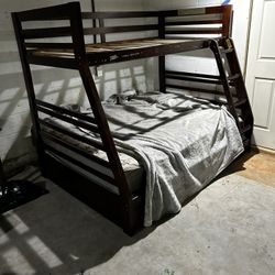 Queen /Twin Bunkbed 
