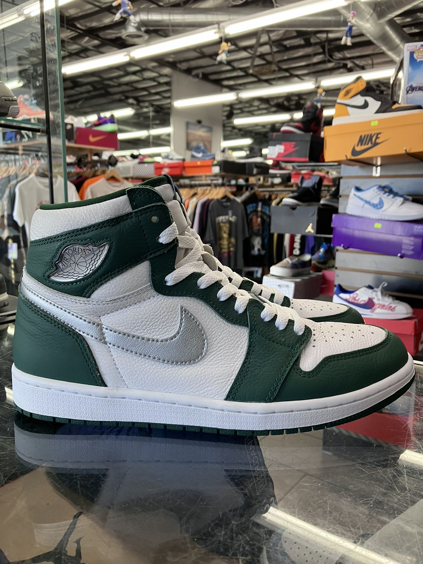 Air Jordan 1 Retro High Gorge Green
