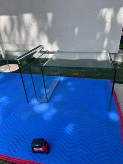 Glass coffee end table