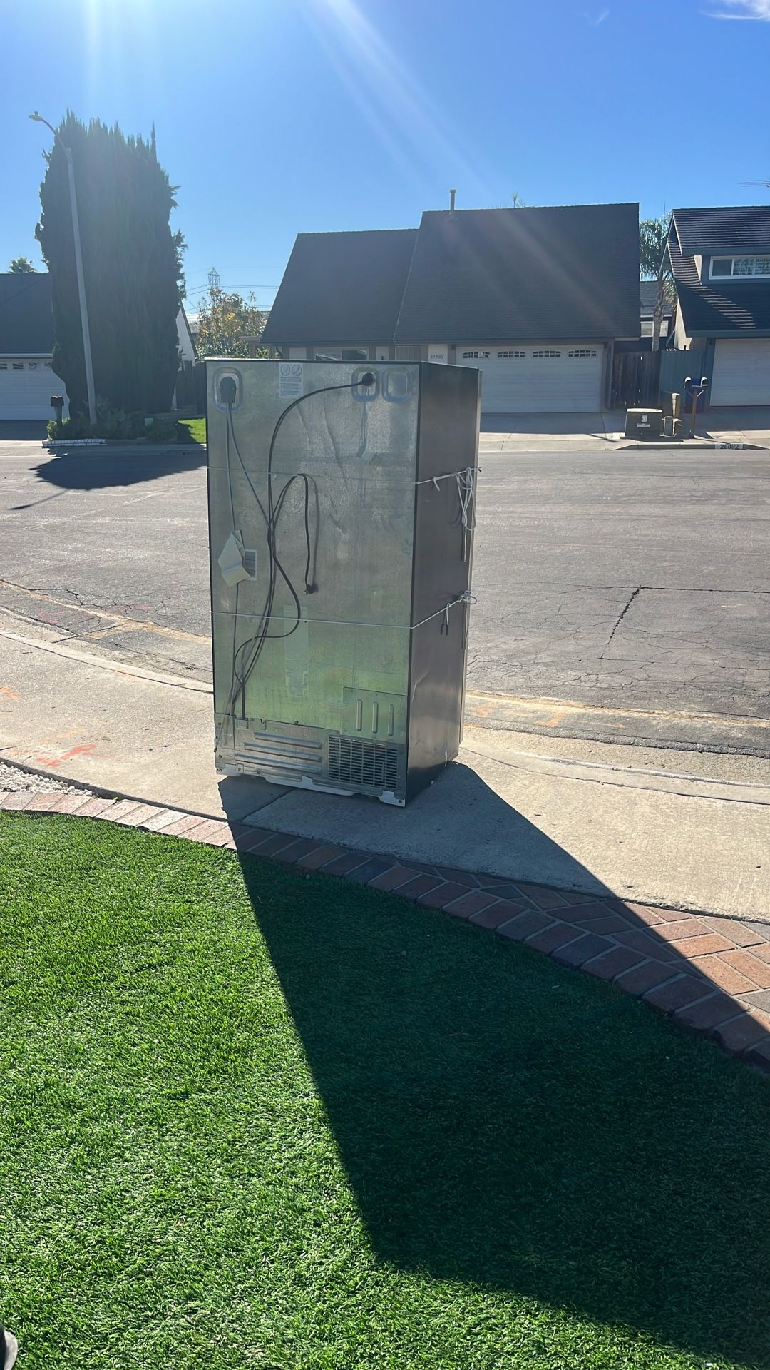 Fridge free come pick it up