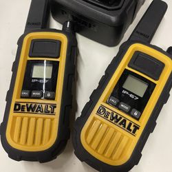 DeWalt DXFRS300 Heavy-Duty Walkie Talkies 