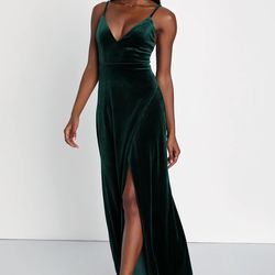New Lulu’s Dress - Timeless Radiance Emerald Green Velvet Lace-Up Maxi Dress