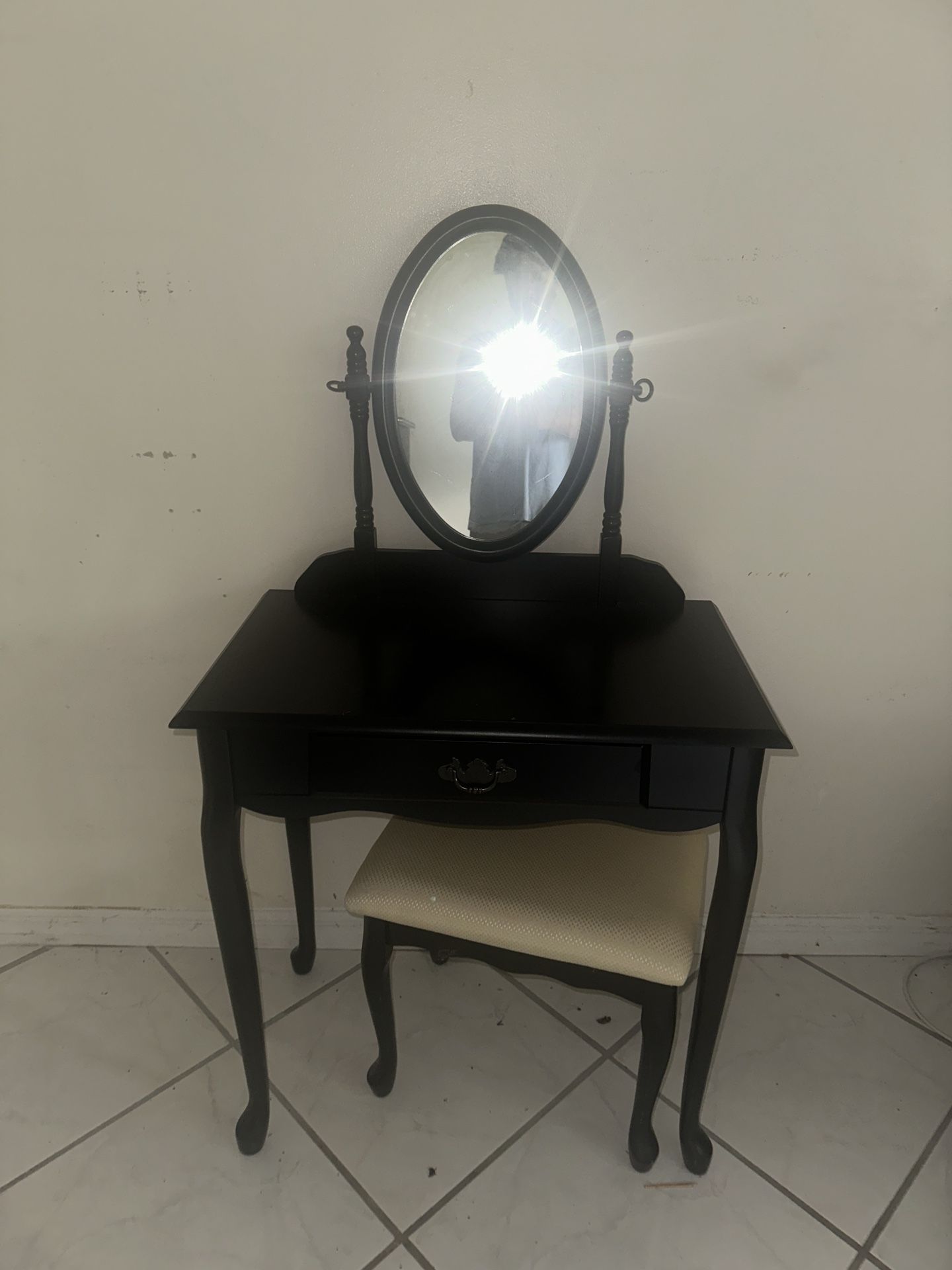 Vanity With Stool