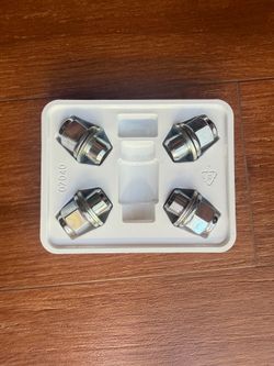 Genuine Toyota OEM Lug Nuts