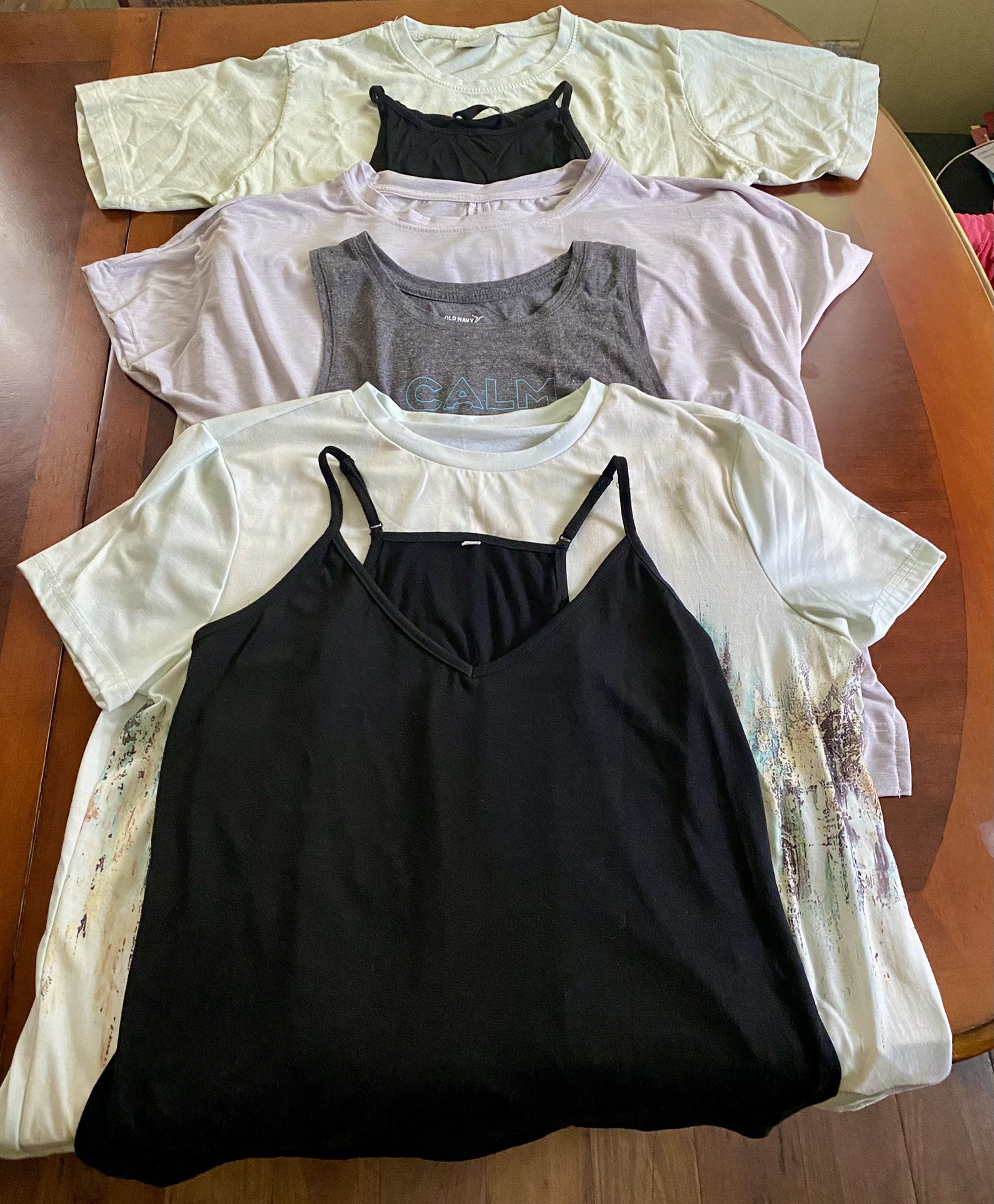 Women’s Size 8/10 Summer Shirts Bundle