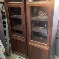 2 Book Cases