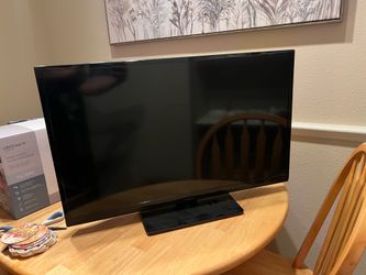 33inch insignia LED tv