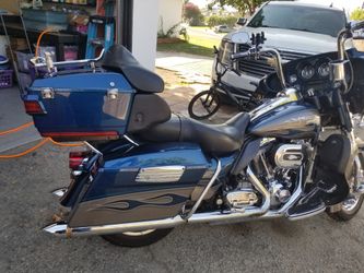 2010 Harley Davidson Electra Glide Ultra Classic CVO
