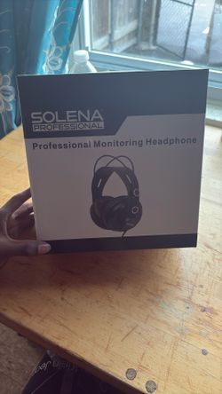 Selena Mixing Headphones