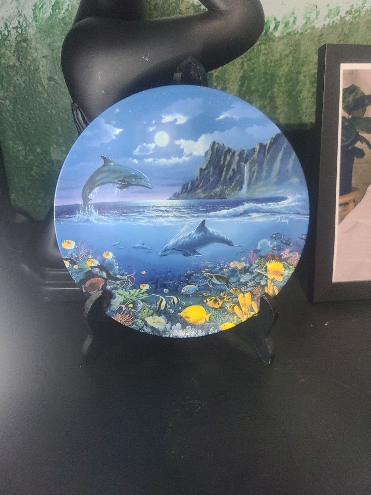 Collectors Plate By ANTHONY CASAY