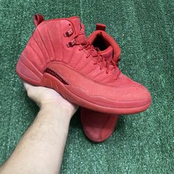 Jordan Gym Red 12s size 9.5 USED 