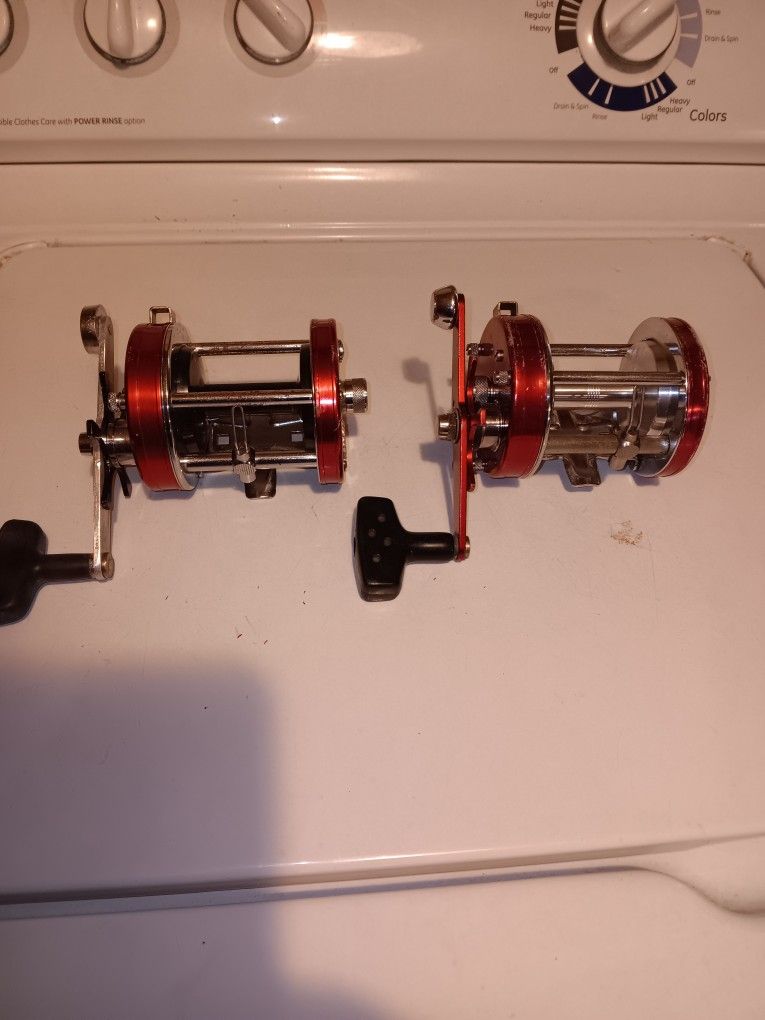 W.t.b. Ambassadeur 7000 Fishing Reels