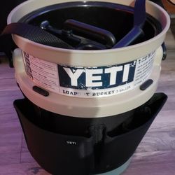 YETI  -  LoadOut Bucket  -  Like New  w/extras