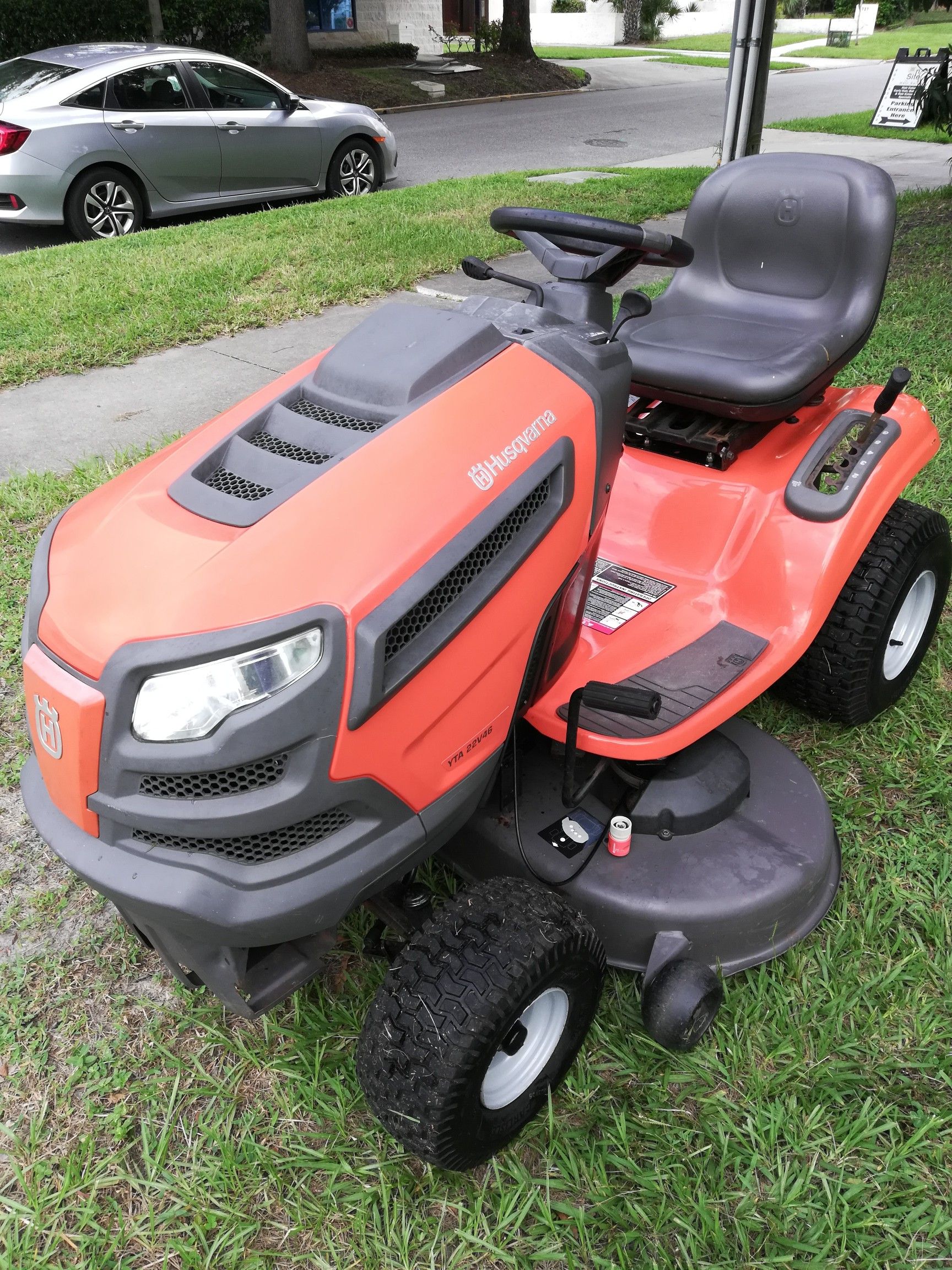 Husqvarna Riding Lawn Mower