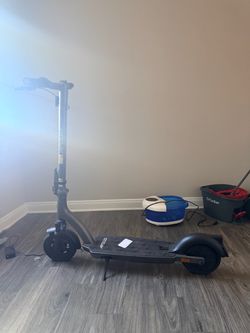 Apollo Electric Scooter