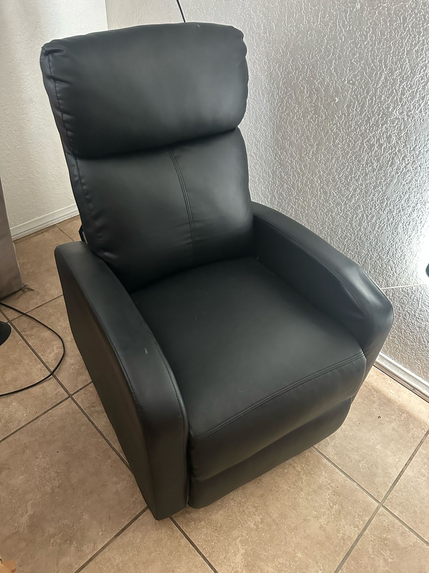 Recliner / Lash Chair