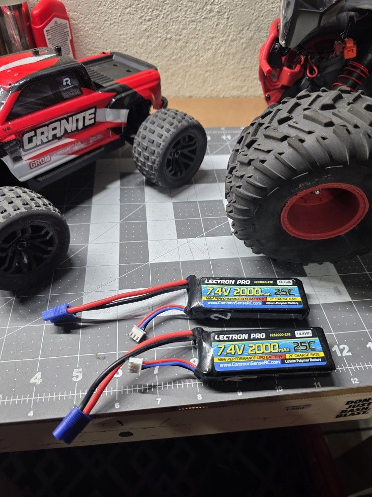 2 Lectron Pro 25C 2S 2000mAh Batteries