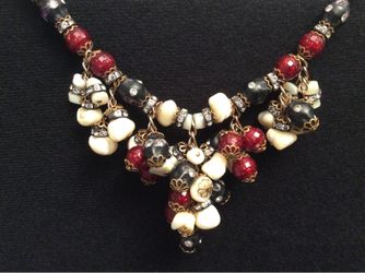 Striking Vintage Necklace