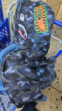 Bape hoodie size L rp