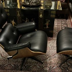 Herman Miller Lounge Chair Reproduction  with Ottoman R