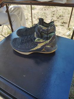 Air Jordan XXXII Low Camo AA1256-021 Size 5.5