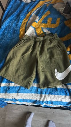 Olive green Nike shorts size S