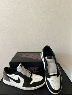 Jordan 1 Retro Low “Mocha”
