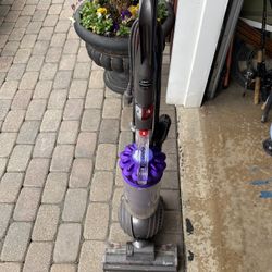 Dyson Vacuum Cleaner 