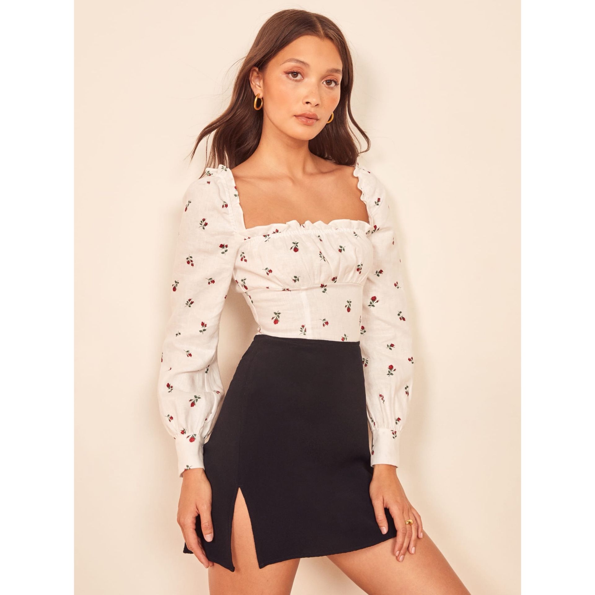 EUC $160 REFORMATION Tamara Crepe Mini Skirt 2 Side Slit Black