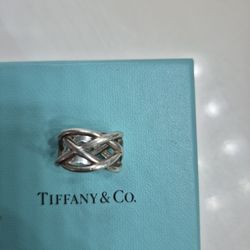 Tiffany & Co. Celtic Knot Ring Size 5