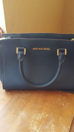 Michael Kors Selma Saffiano Leather Medium SatchelStyle# 30S3GLMS2L