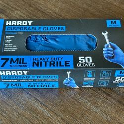 7 Mil Nitril Gloves Size medium 