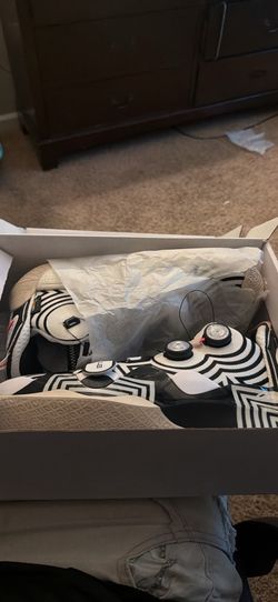 Li-Ning way of wade 8 infinity ‘dada