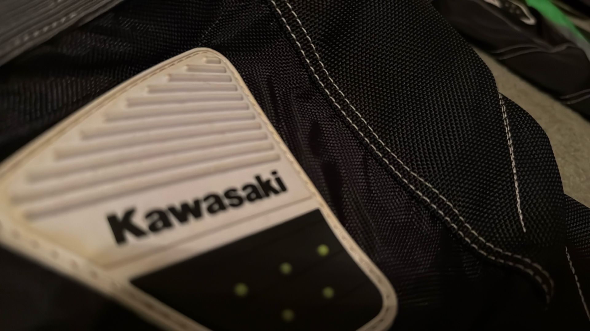 Kawasaki & sHIFT GEAR