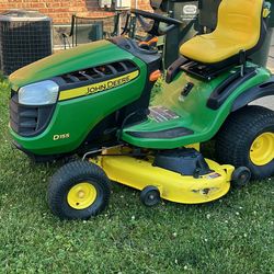 John Deere D155 Tractor Lawn Mower