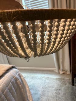 Chandelier. Like new