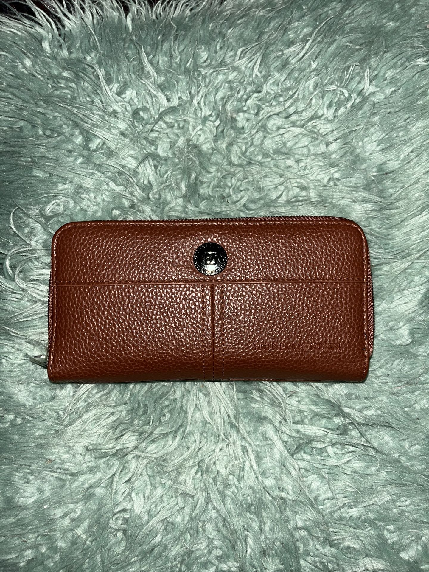 Stone Mountain Wallet