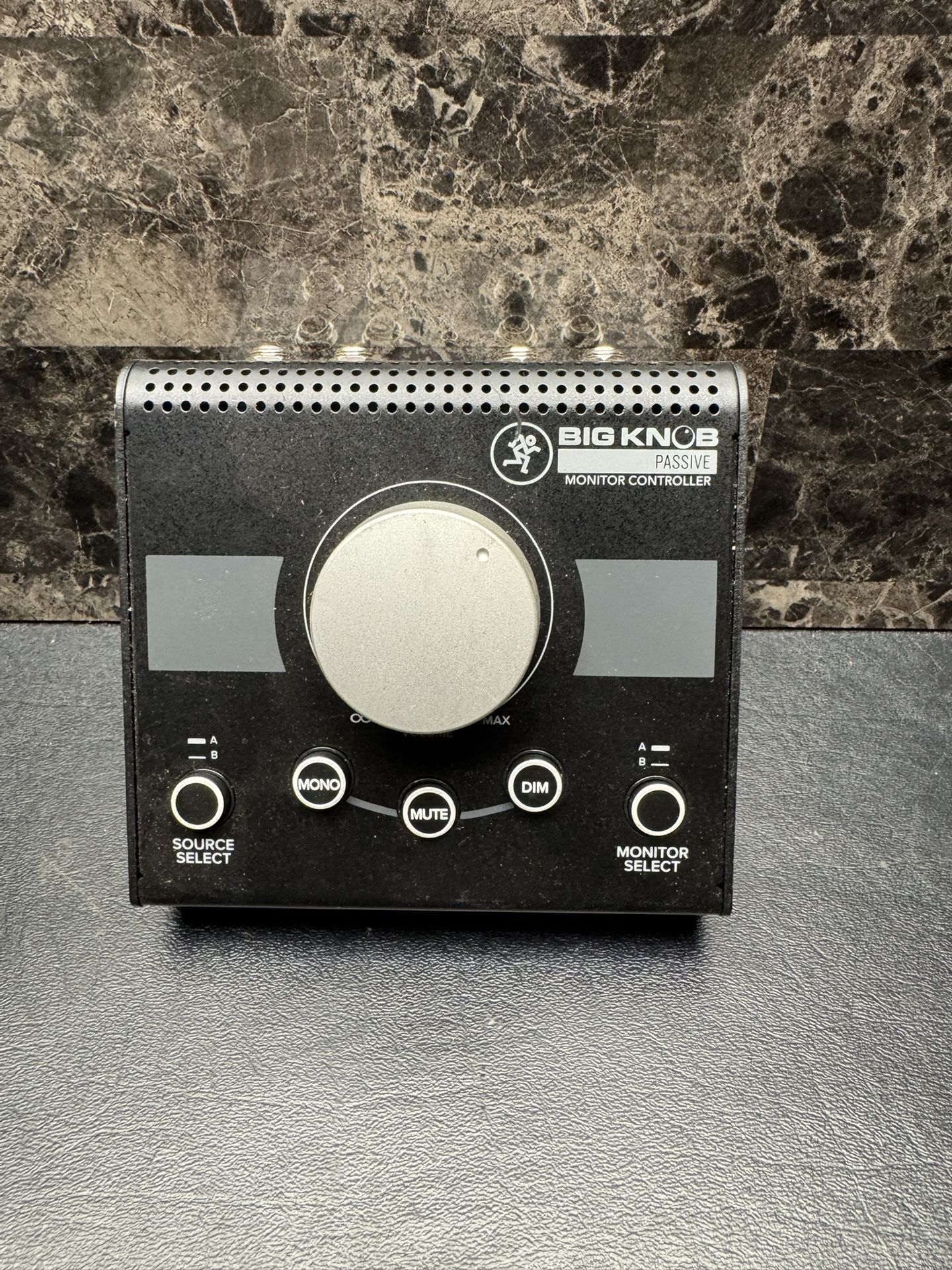 Mackie Big Knob Passive Monitor Controller LN