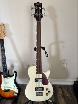 Gretsch Streamliner Jet Club Bass