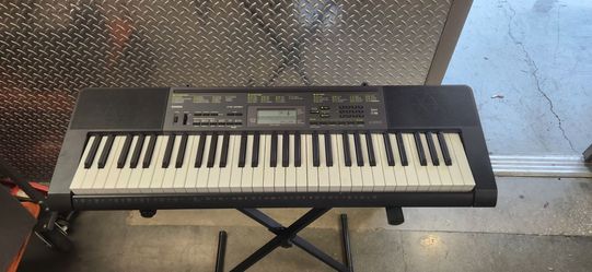 KeyBoard Casio CTK-2080 with stand