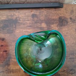 Antique ashtrays.(MURANO)