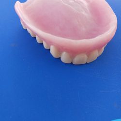 Dentures 