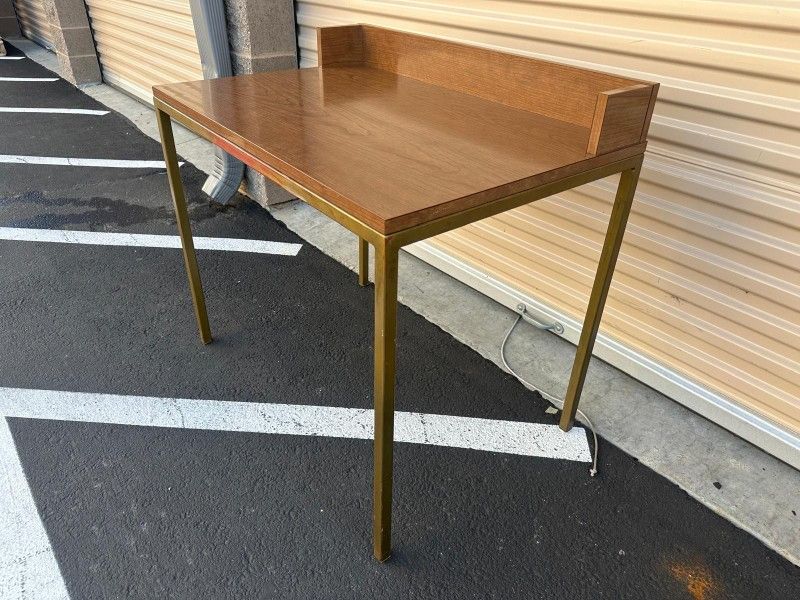 Mid century ash venner writing desk/escritorio