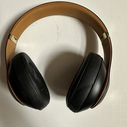 Pre-owned Beats Studio 3 Wireless Headphones