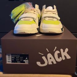 Travis Scott Size 9.5 Men