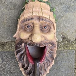 Birdhouse Hillbilly With Pipe