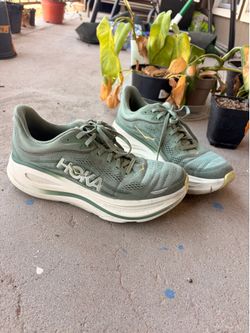 Hoka’s B9s Size 10